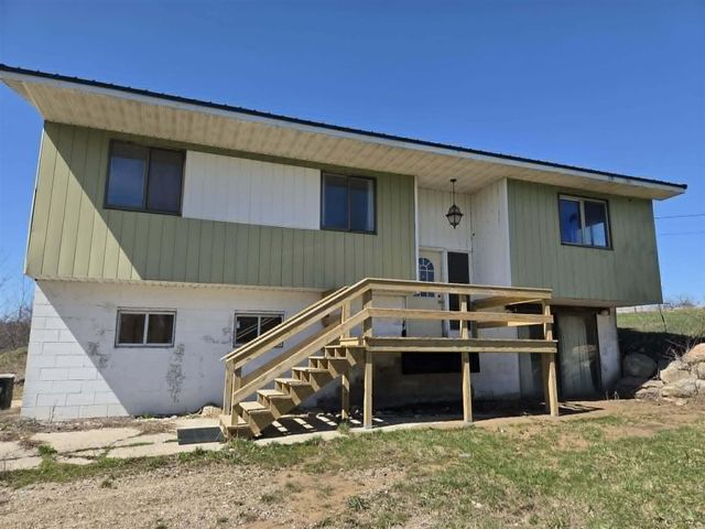 4035 N Comstock Avenue, Hesperia, MI 49421