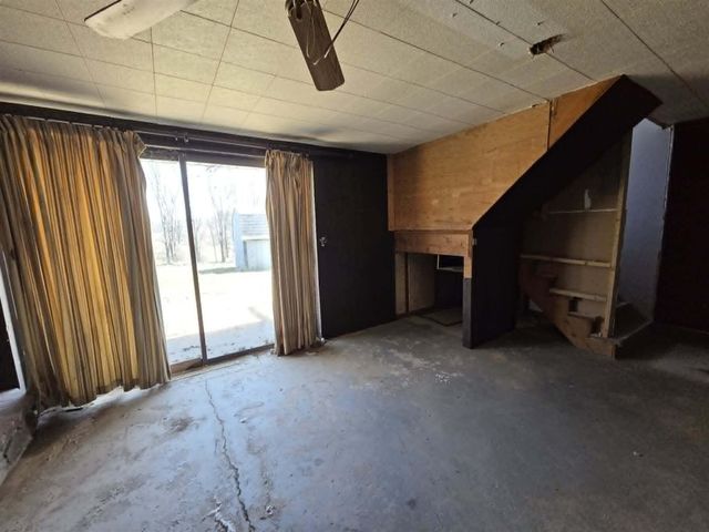 4035 N Comstock Avenue, Hesperia, MI 49421