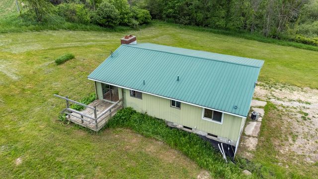 4035 N Comstock Avenue, Hesperia, MI 49421