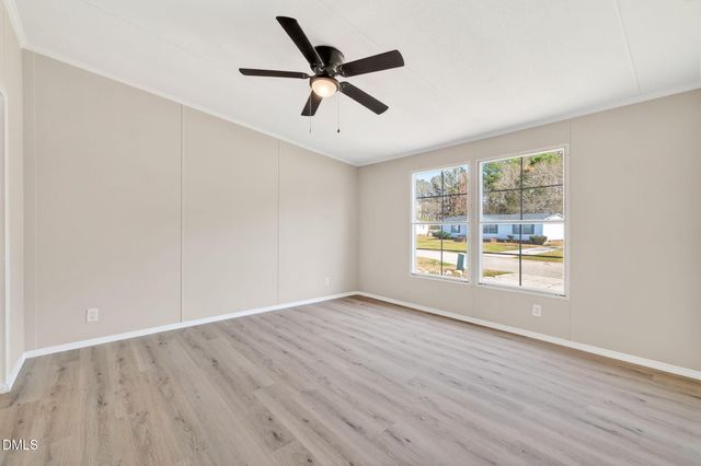 1120 Pasture Lane, Fayetteville, NC 28312