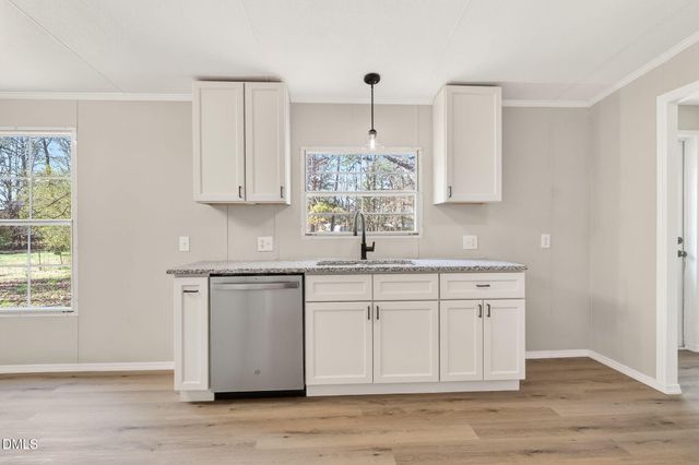 1120 Pasture Lane, Fayetteville, NC 28312