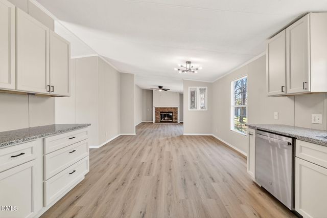 1120 Pasture Lane, Fayetteville, NC 28312