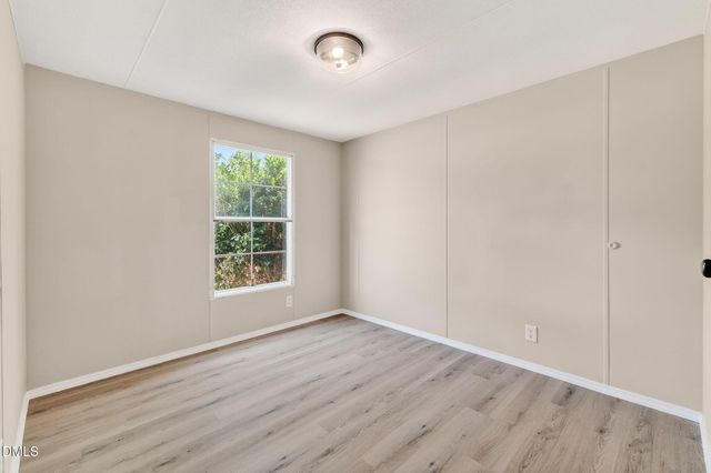 1120 Pasture Lane, Fayetteville, NC 28312