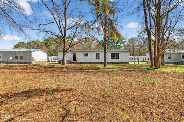 1120 Pasture Lane, Fayetteville, NC 28312