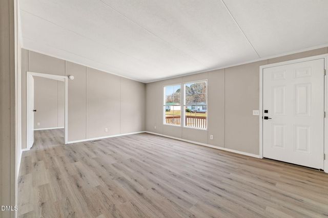 1120 Pasture Lane, Fayetteville, NC 28312