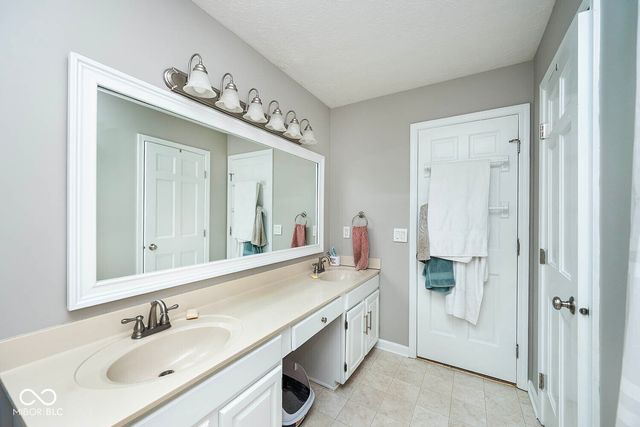4826 Essex Court, Carmel, IN 46033