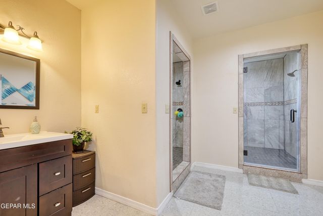 10728 Regina Drive, Socorro, TX 79927