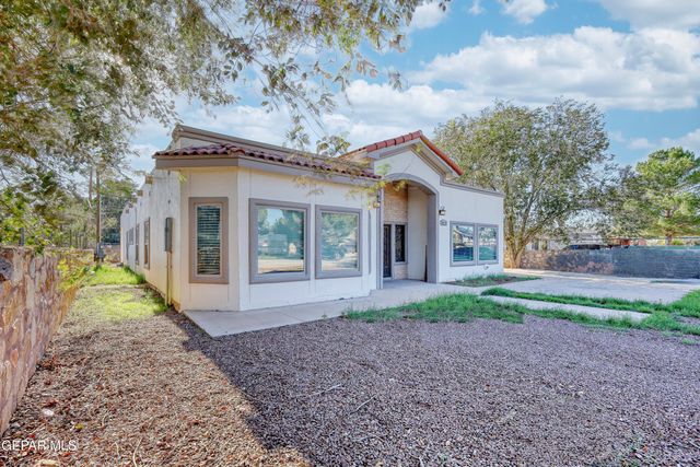 10728 Regina Drive, Socorro, TX 79927