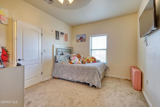 10728 Regina Drive, Socorro, TX 79927