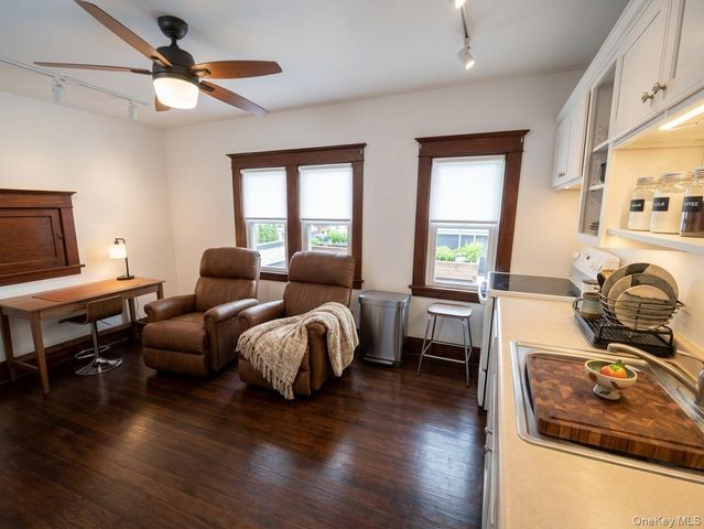 100 Westside Avenue 2, Haverstraw, NY 10927
