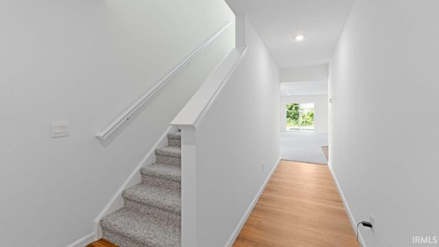 5128 Beechmont Lane, New Haven, IN 46774