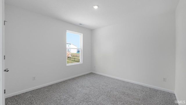 5128 Beechmont Lane, New Haven, IN 46774