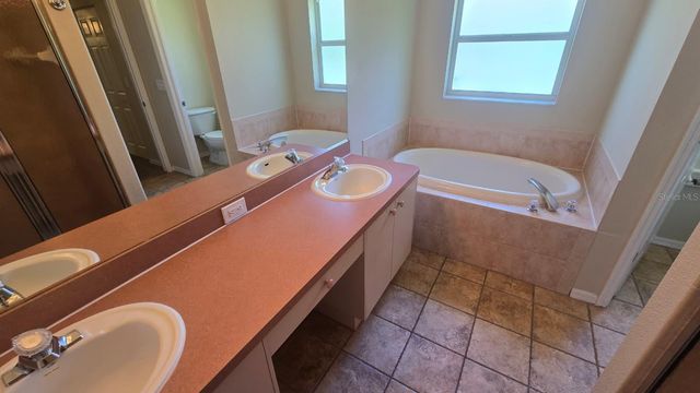 1448 WATERMILL CIRCLE, Tarpon Springs, FL 34689