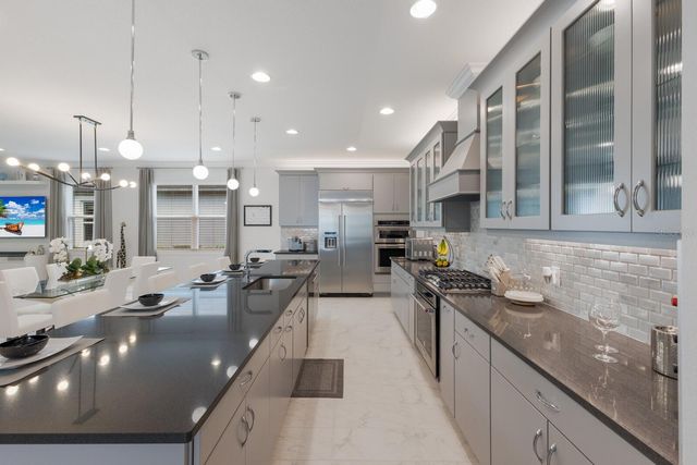 5557 LONG SHORE LOOP, Sarasota, FL 34238