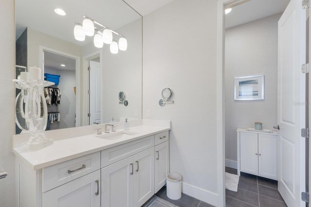 5557 LONG SHORE LOOP, Sarasota, FL 34238