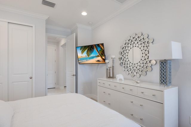 5557 LONG SHORE LOOP, Sarasota, FL 34238