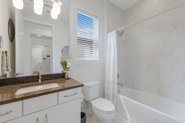 5557 LONG SHORE LOOP, Sarasota, FL 34238