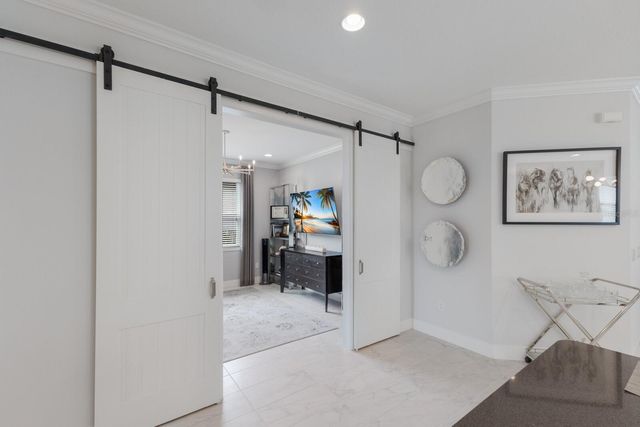 5557 LONG SHORE LOOP, Sarasota, FL 34238