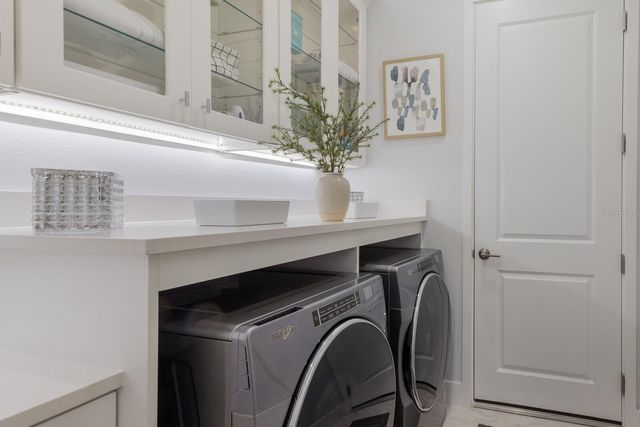 5557 LONG SHORE LOOP, Sarasota, FL 34238