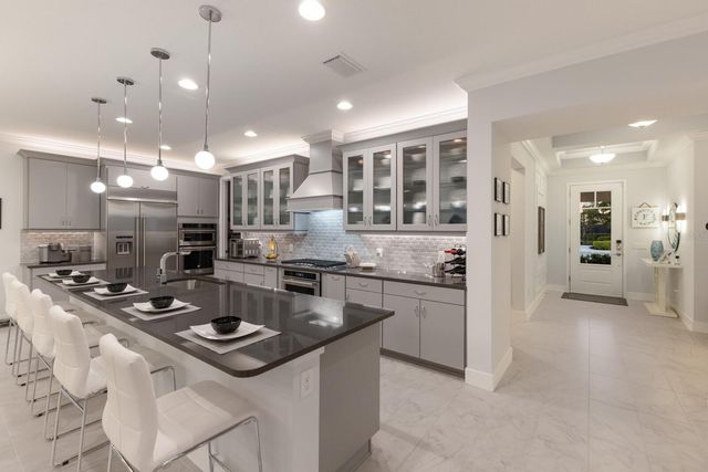 5557 LONG SHORE LOOP, Sarasota, FL 34238