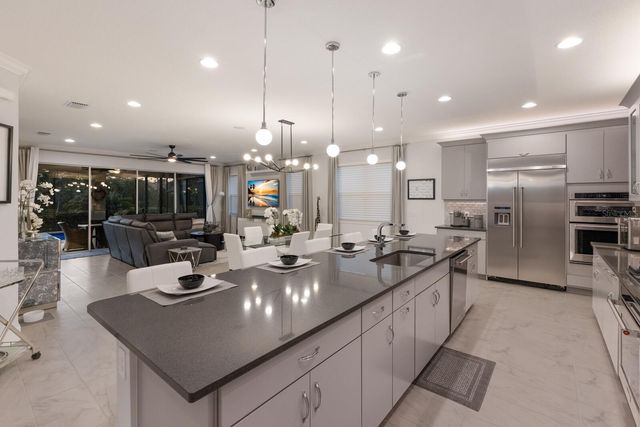 5557 LONG SHORE LOOP, Sarasota, FL 34238