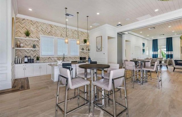 5557 LONG SHORE LOOP, Sarasota, FL 34238