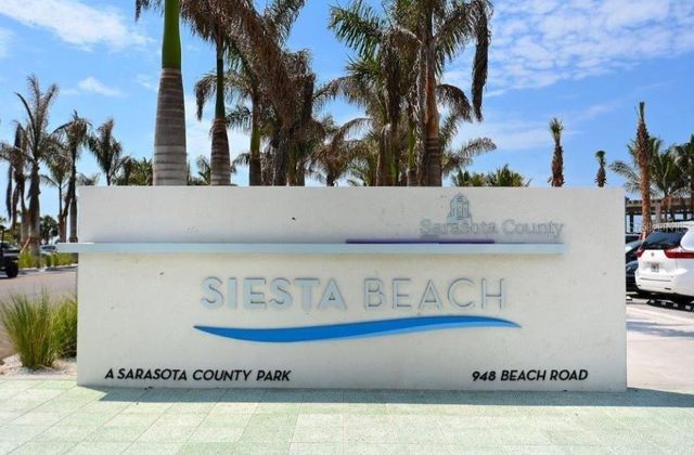 5557 LONG SHORE LOOP, Sarasota, FL 34238