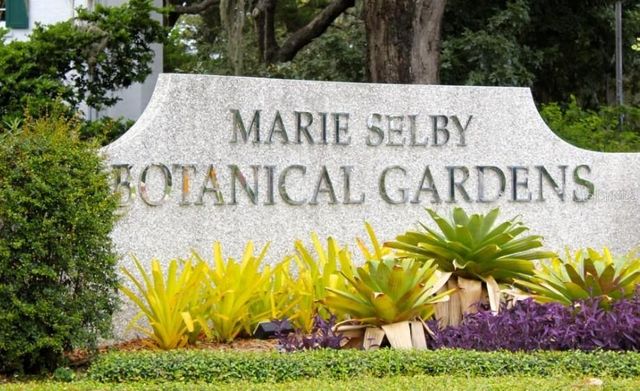 5557 LONG SHORE LOOP, Sarasota, FL 34238