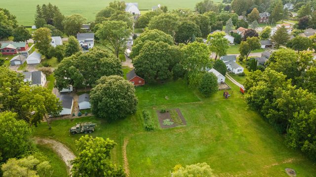 415 S Essex Street, Leland, IL 60531