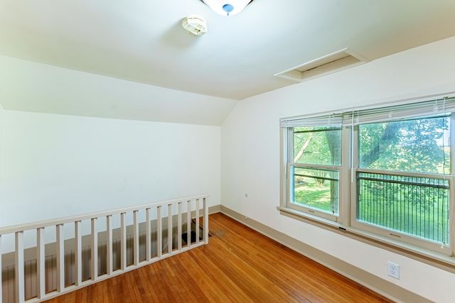 415 S Essex Street, Leland, IL 60531