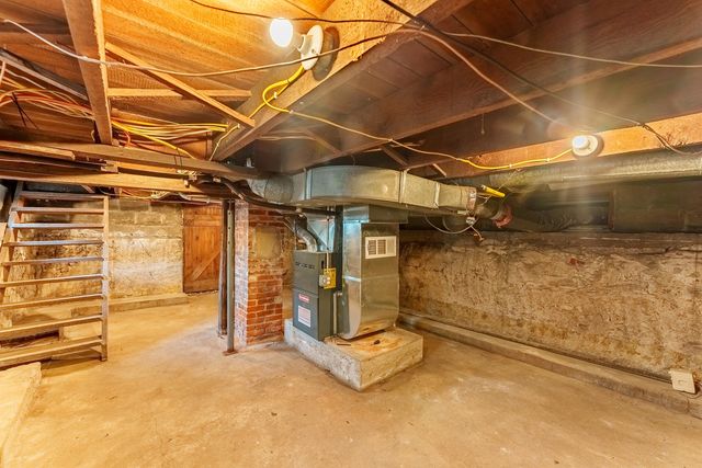 415 S Essex Street, Leland, IL 60531