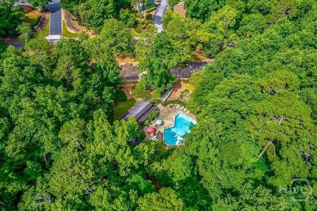 108 Fernbanks Court, Athens, GA 30605