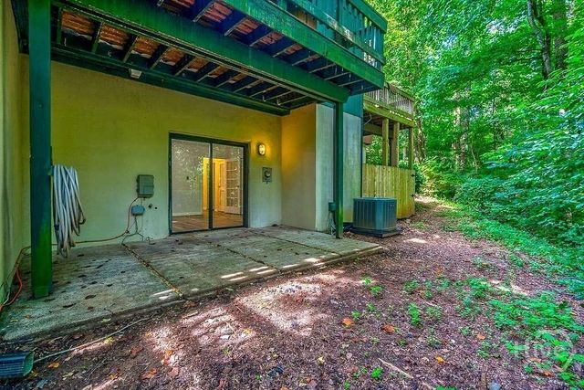 108 Fernbanks Court, Athens, GA 30605