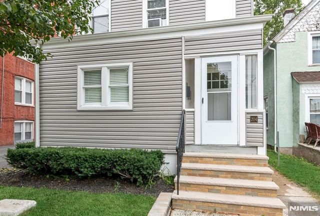 204 Forest Street 2, Montclair, NJ 07042