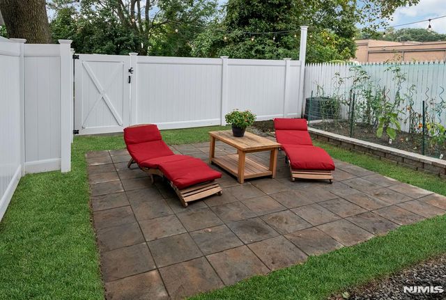 204 Forest Street 2, Montclair, NJ 07042