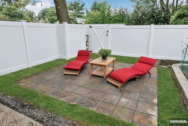 204 Forest Street 2, Montclair, NJ 07042