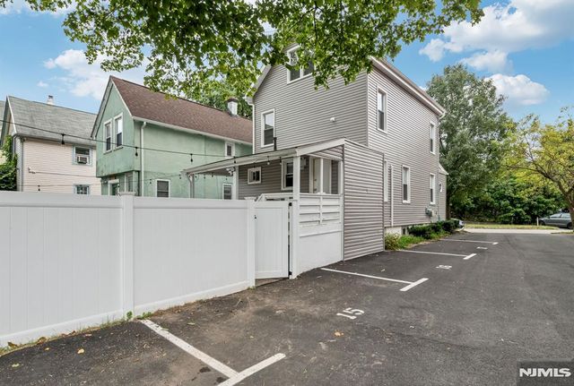 204 Forest Street 2, Montclair, NJ 07042