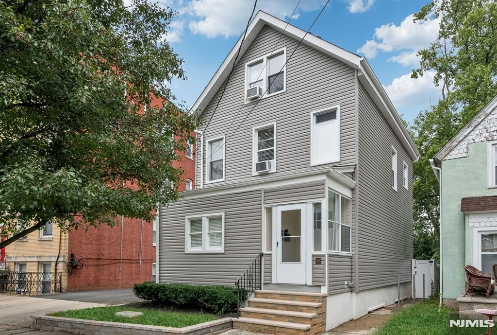 204 Forest Street 2, Montclair, NJ 07042