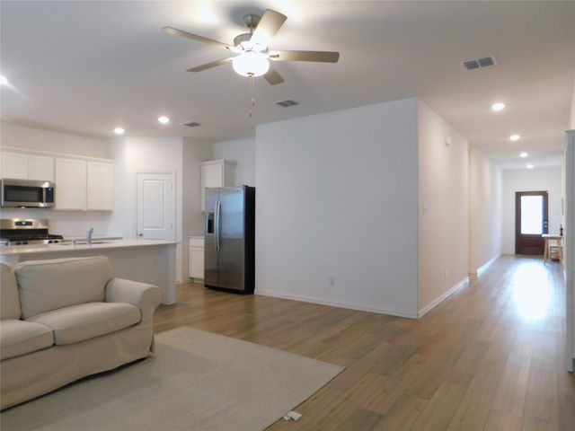 3500 Kingsview Drive, Denton, TX 76207