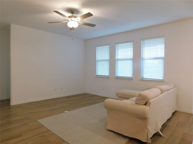 3500 Kingsview Drive, Denton, TX 76207