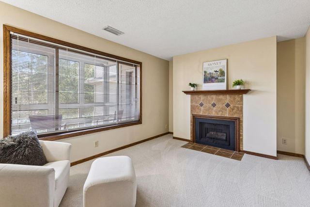 3801 W 98th Street 306, Bloomington, MN 55431