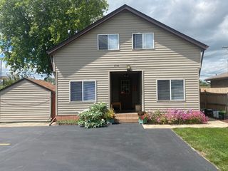 8304 S 79th Court, Justice, IL 60458
