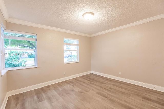 3140 NE 10th Ter, Pompano Beach, FL 33064