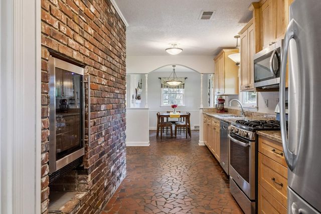 1164 BROOKFIELD RD, Memphis, TN 38119