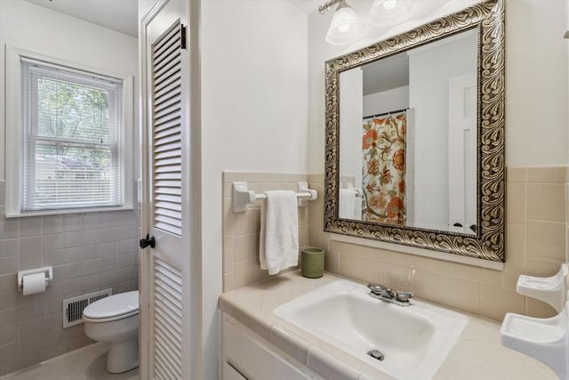 1164 BROOKFIELD RD, Memphis, TN 38119