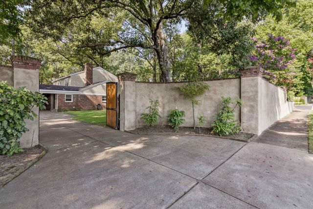 1164 BROOKFIELD RD, Memphis, TN 38119