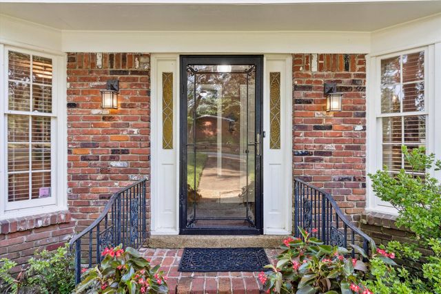 1164 BROOKFIELD RD, Memphis, TN 38119