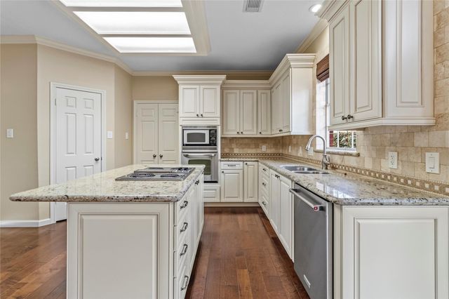 3302 Hickory Brook Lane, Kingwood, TX 77345