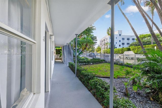 2445 Lake Pancoast Dr 4, Miami Beach, FL 33140
