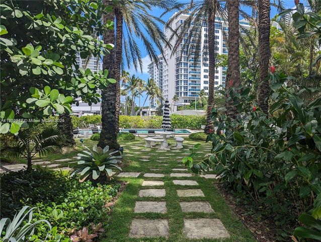 2445 Lake Pancoast Dr 4, Miami Beach, FL 33140